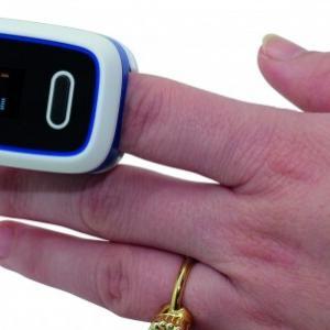 DeVilbiss Fingertip Pulse Oximeter